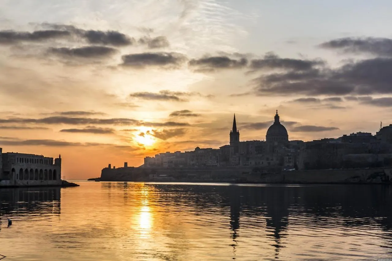 Unbeatable Location Valletta And Harbour Views Apartment Sliema 0*,