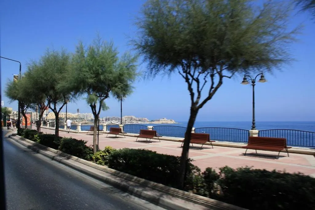 Unbeatable Location Valletta And Harbour Views Apartment Sliema 0*,  Malta