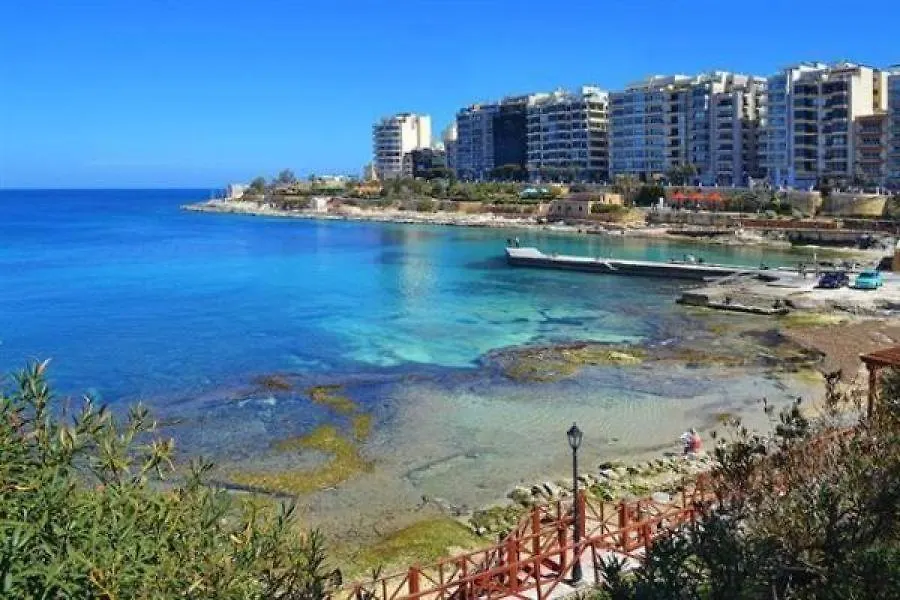 Unbeatable Location Valletta And Harbour Views Apartment Sliema